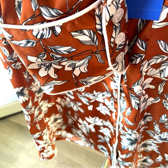 2X 🔖 LA LIGNNE x Target SOLD OUT Women's Floral Button Front Blouse Brown Silky - Picture 13 of 17